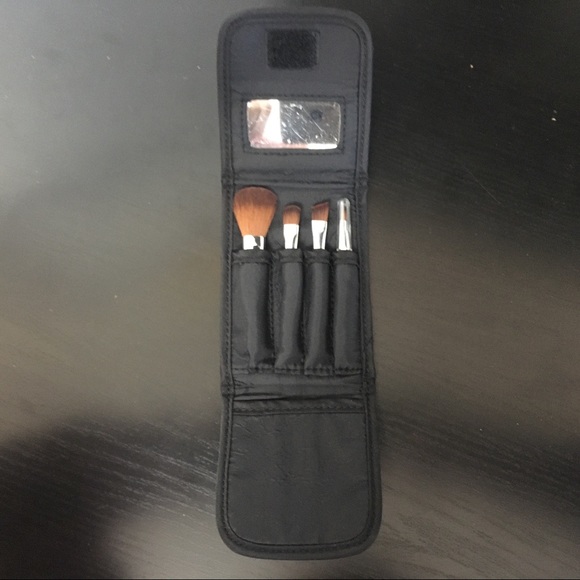 Body Shop Mini Brush Kit